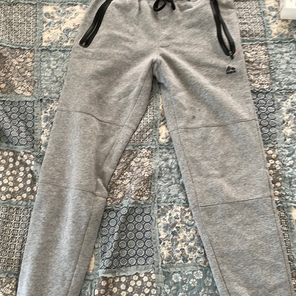 Mens small RDX grey an black jogger sweatpants!